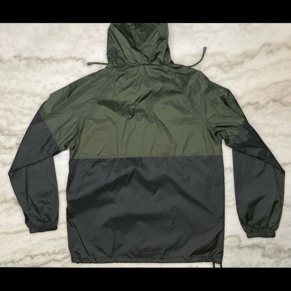 NWT Men’s Windbreaker Quarter Zip Up - Picture 3 of 3